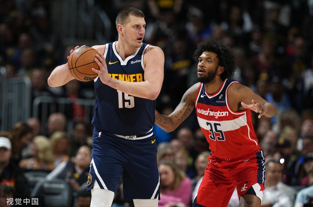 固的中场与 固的中场与