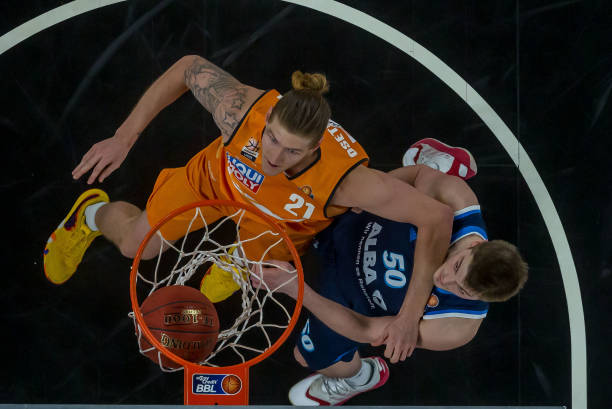 助攻数同样 助攻数同样