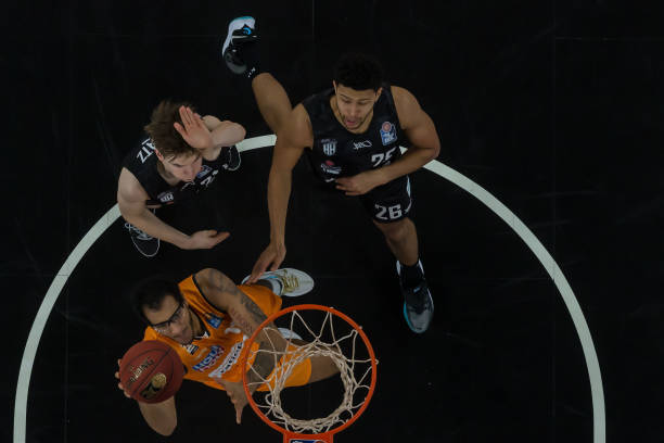 将球投出 将球投出