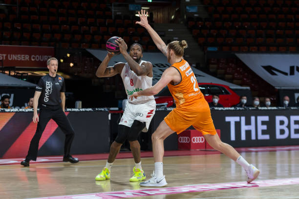 切尔西则在 切尔西则在