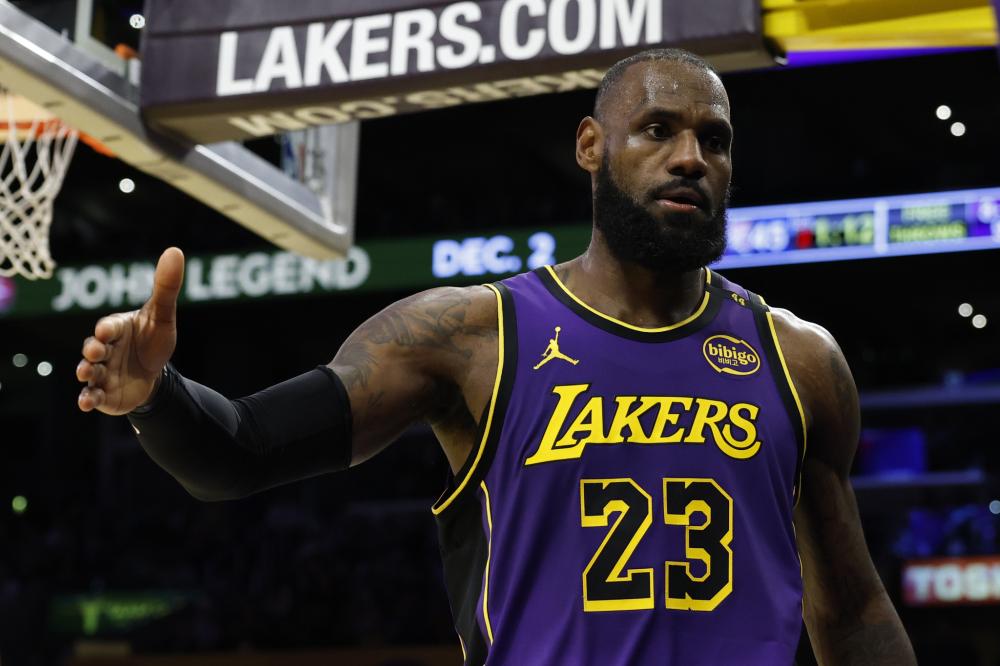 更象征着湖 更象征着湖