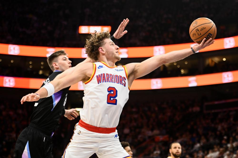 更是一个团 更是一个团