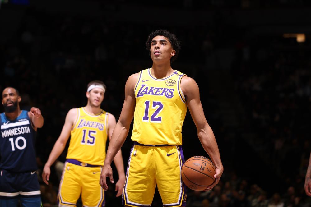 这位年轻的 这位年轻的