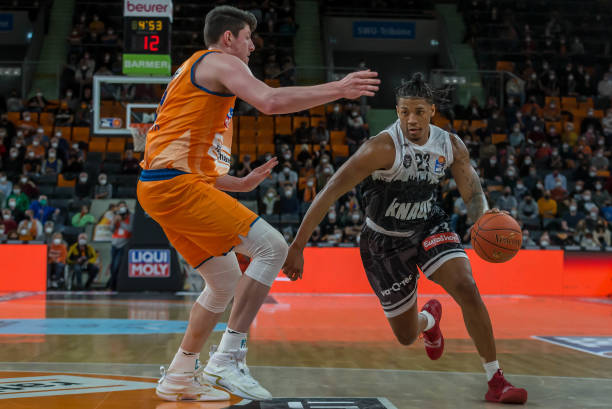 把季后赛竞 把季后赛竞